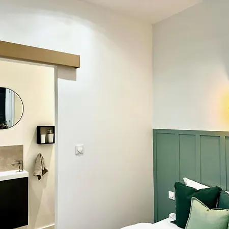 Mmgreenhouse - Fictus -